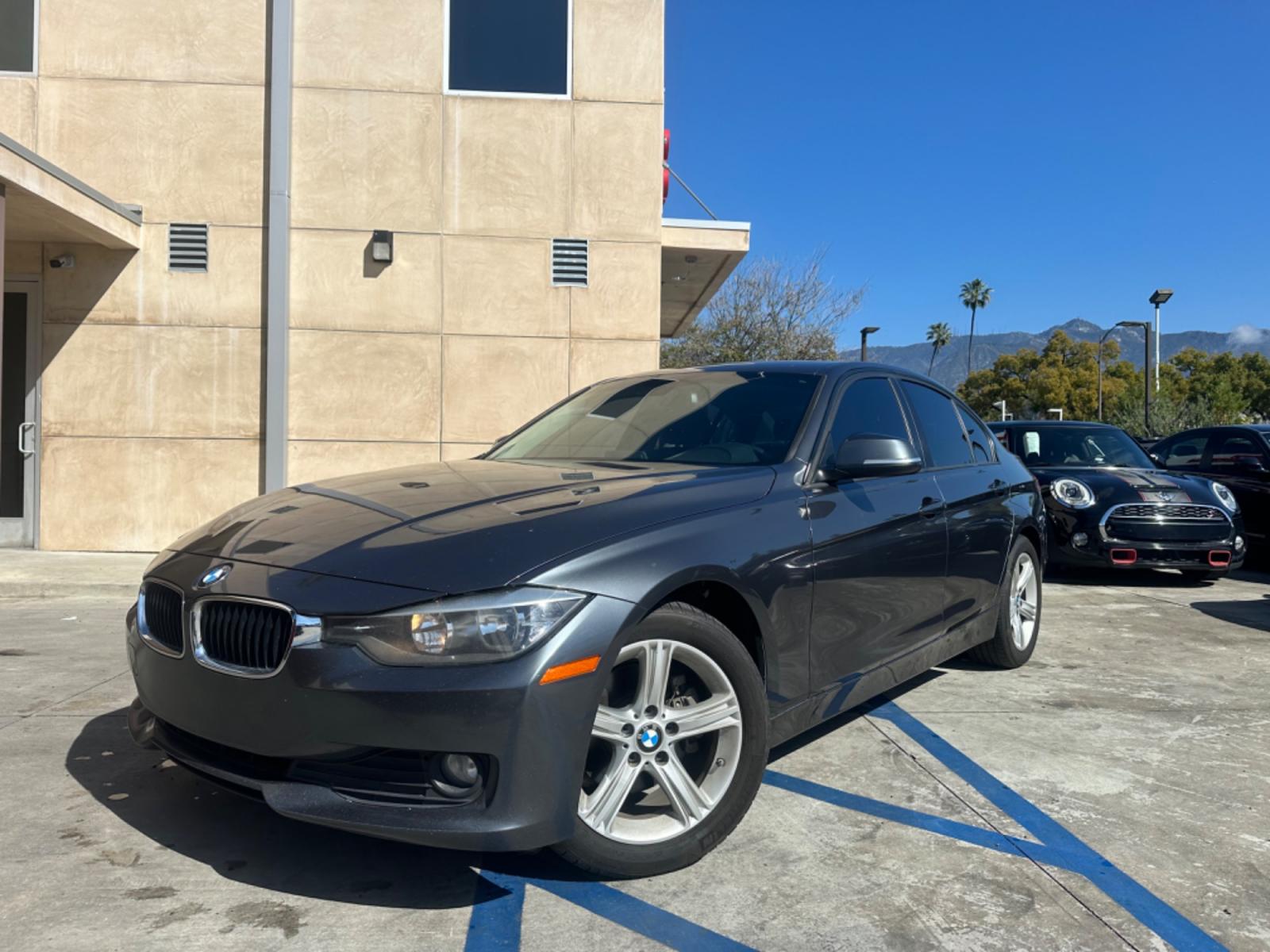 2014 Gray /Black BMW 3-Series leather (WBA3B1C52EK) with an 4 Cylinder engine, Automatic transmission, located at 30 S. Berkeley Avenue, Pasadena, CA, 91107, (626) 248-7567, 34.145447, -118.109398 - Moon-roof! Premium package! this 2014 BMW 3-Series 320i Sedan looks and drives well. Looking for a reliable and stylish vehicle in Pasadena, CA? Look no further! We have this sleek 2014 BMW 3-Series 320i Sedan available at our dealership. Whether you have perfect credit or are concerned about your c - Photo #0